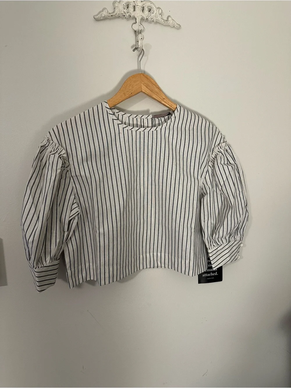 NWT Tuckernuck Edie 100% linen stripe blouse medium